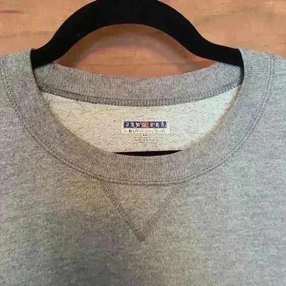 Grey Jerzees Crewneck - Picture 3 of 7